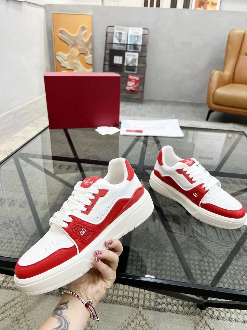 Bright Valentino Low Shoes 35855