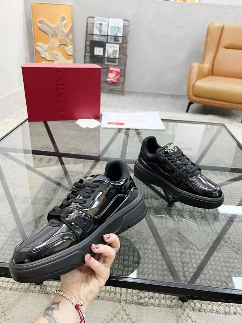 TechFriendly Valentino Low Shoes 35857