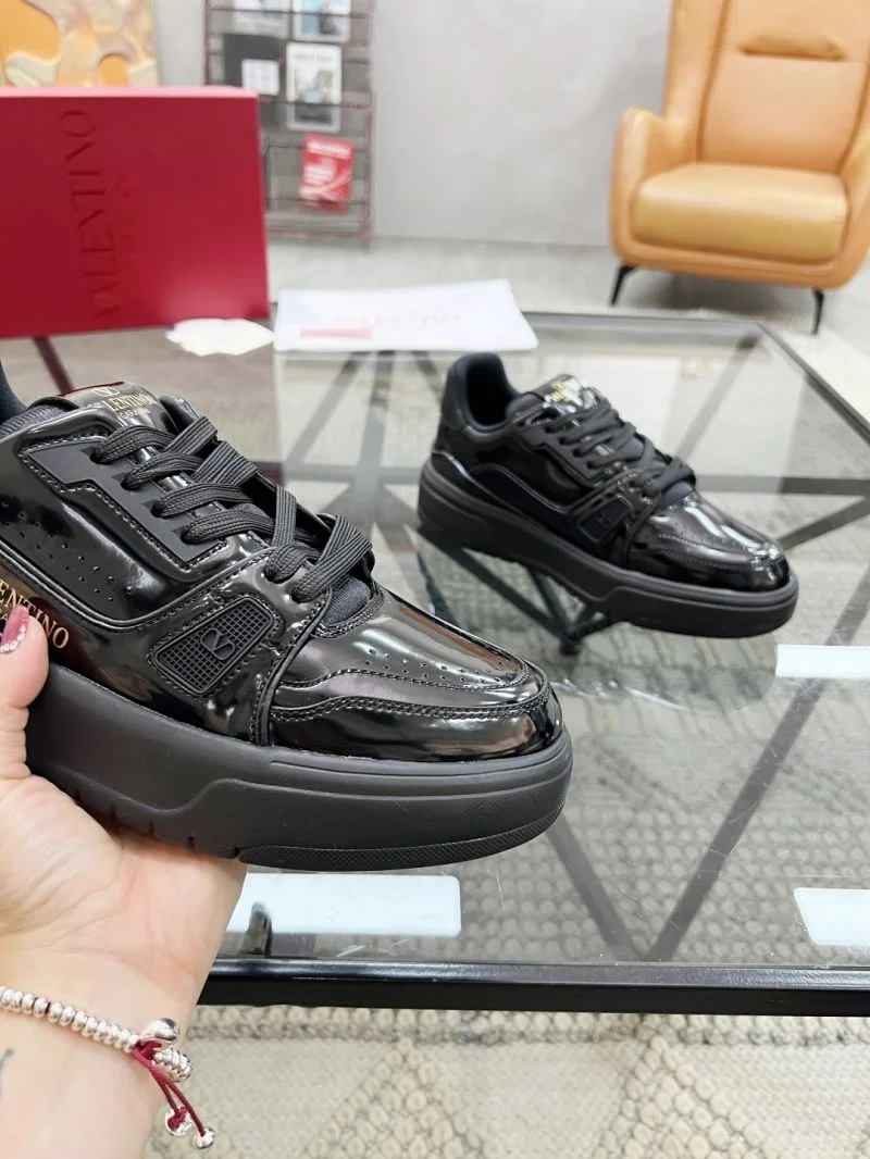 TechFriendly Valentino Low Shoes 35857