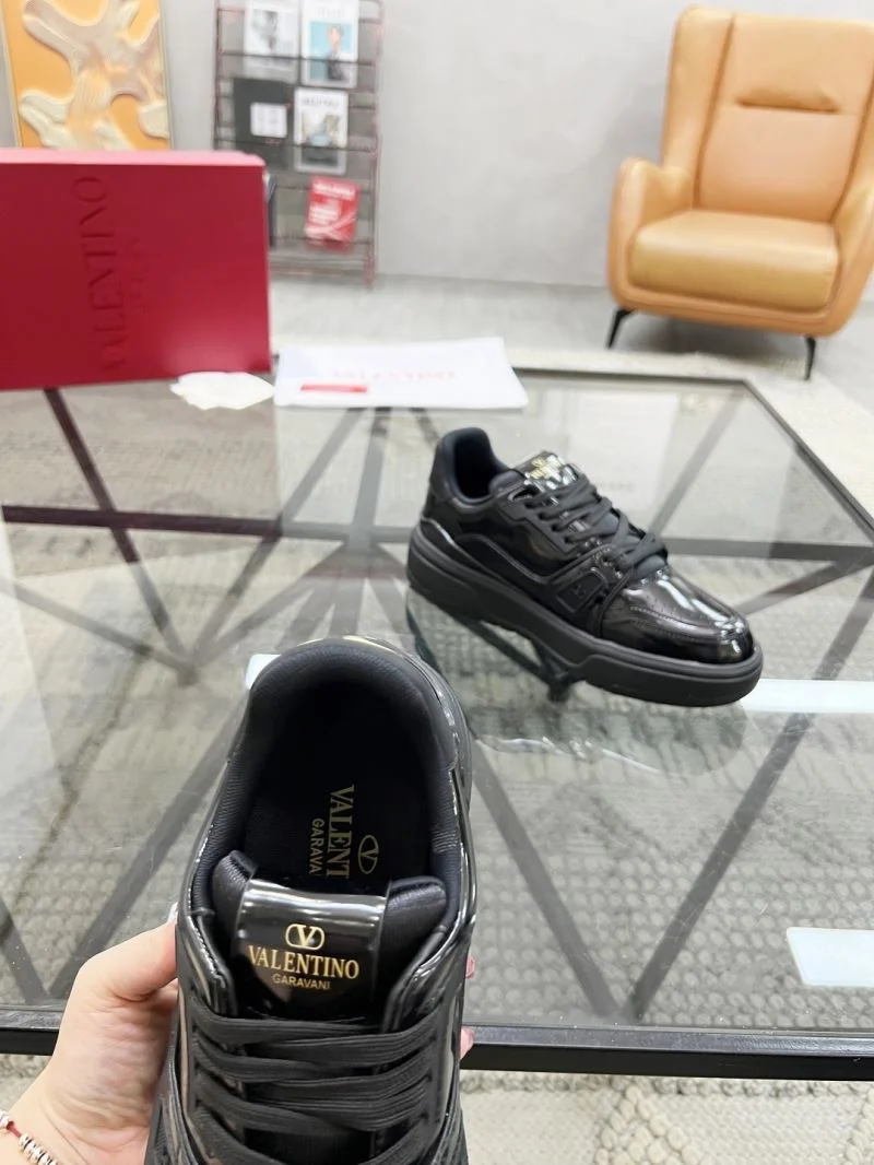 TechFriendly Valentino Low Shoes 35857
