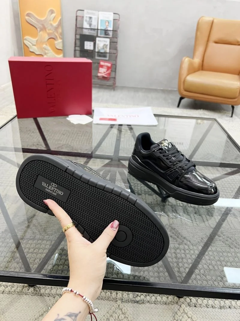 TechFriendly Valentino Low Shoes 35857