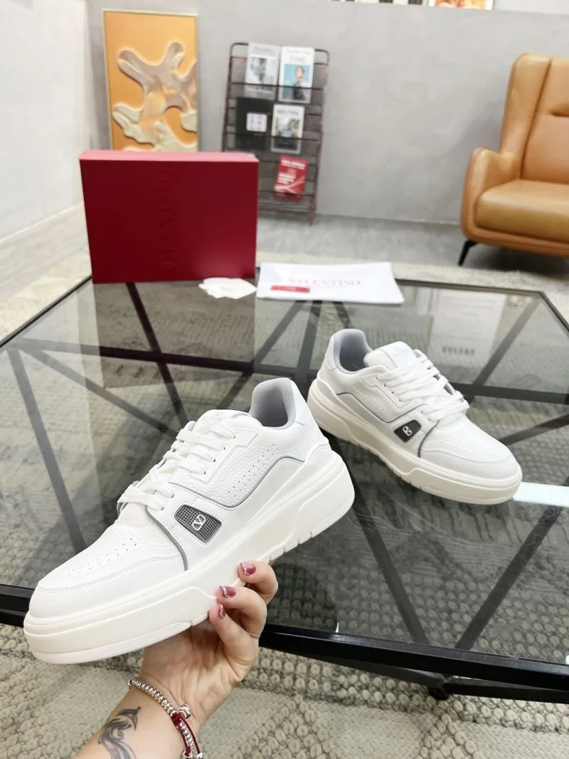 Comfortable Valentino Low Shoes 35852