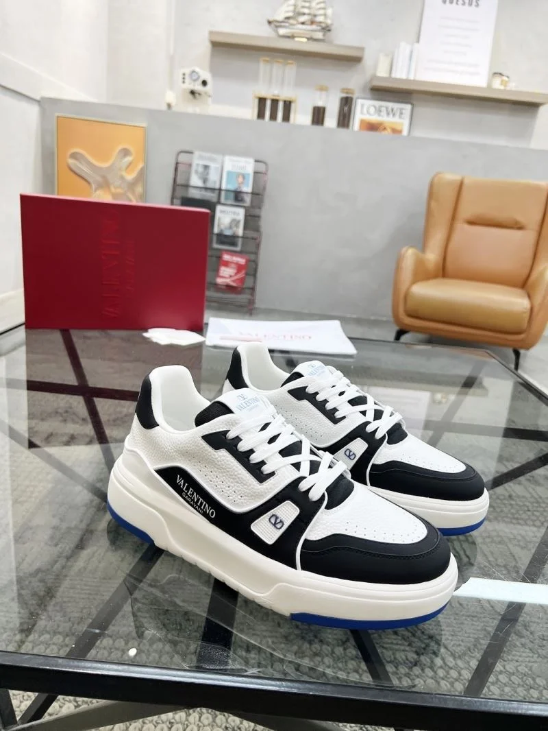 Lightweight Valentino Low Shoes 35856