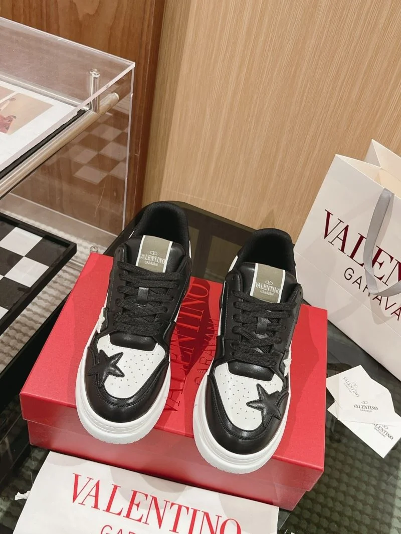 FreshLook Valentino Low Shoes 35844