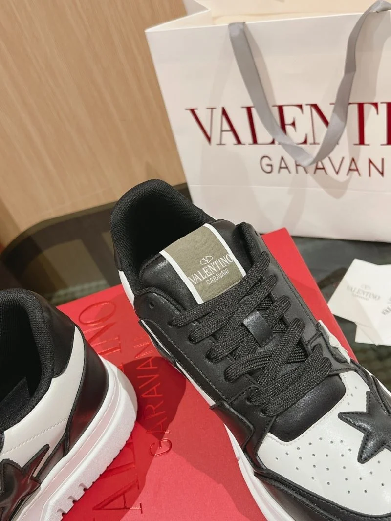 FreshLook Valentino Low Shoes 35844