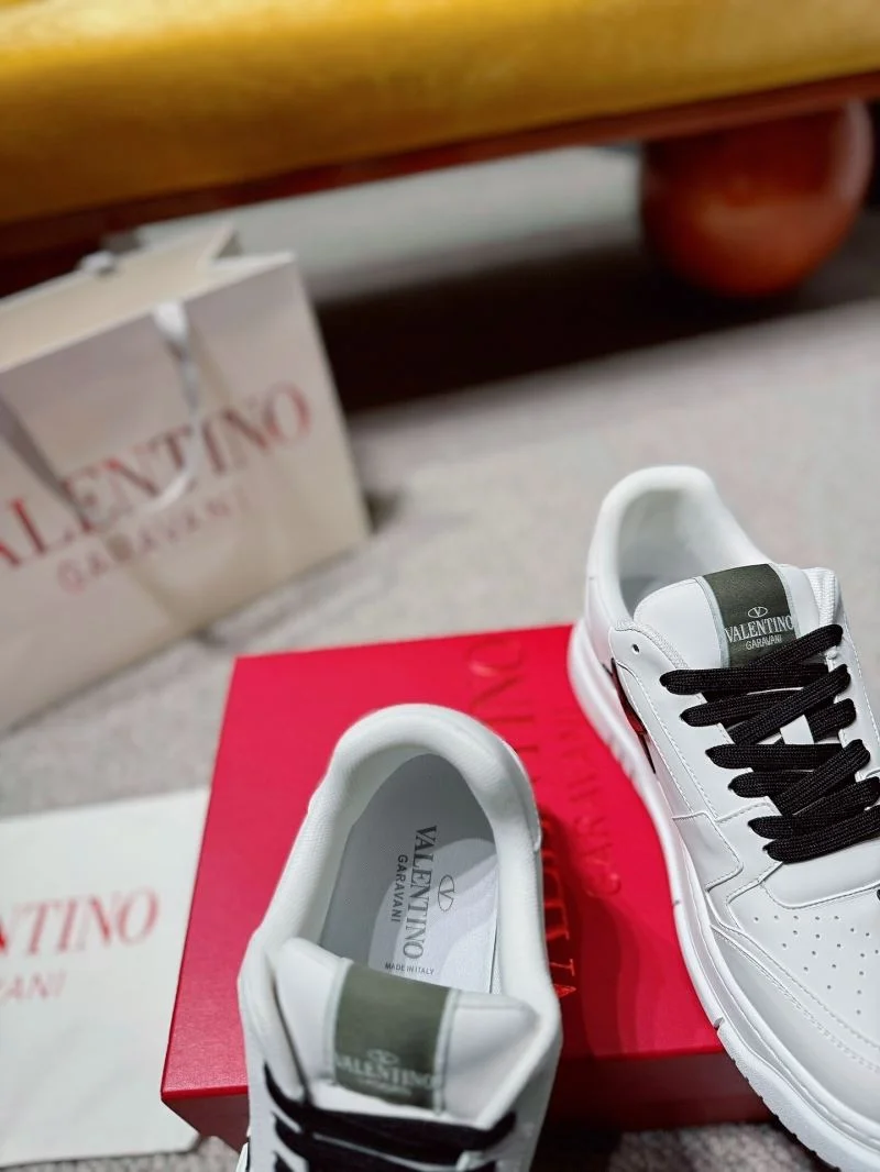 GoodFit Valentino Low Shoes 35843