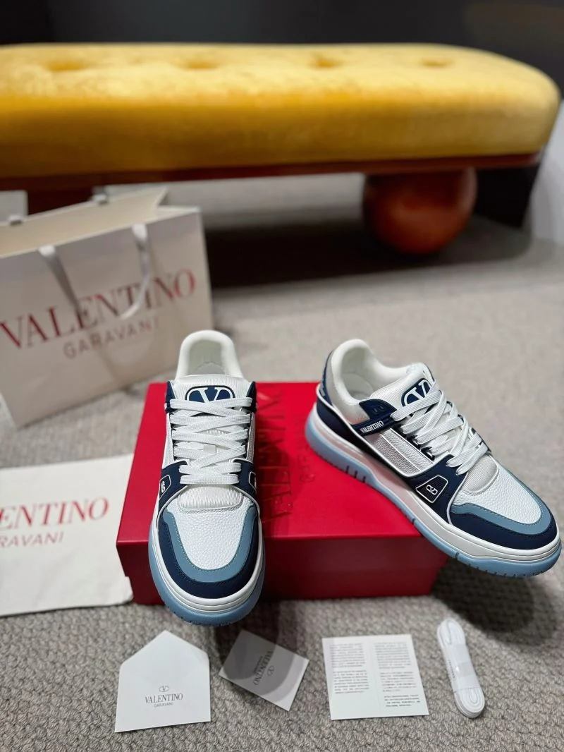 Valentino Low Shoes Trendy 35840