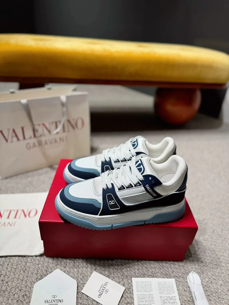 Valentino Low Shoes Trendy 35840