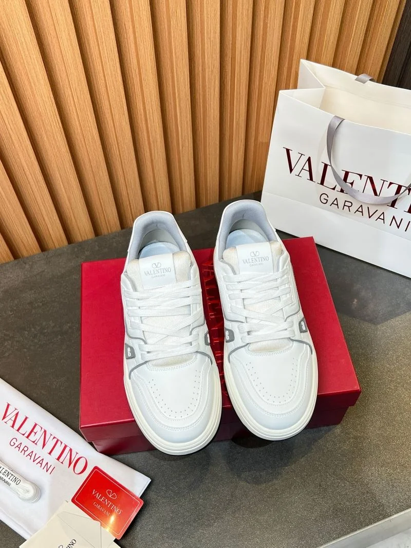 Valentino Low Shoes Classic 35835