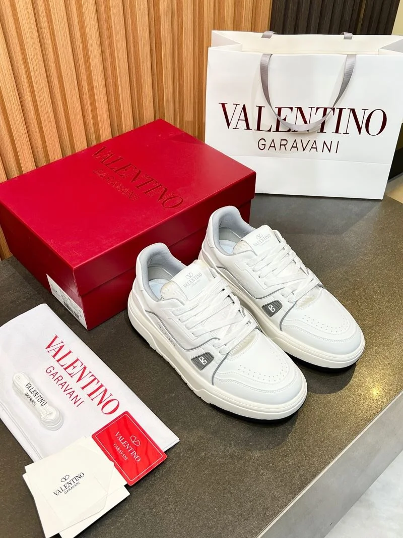 Valentino Low Shoes Classic 35835