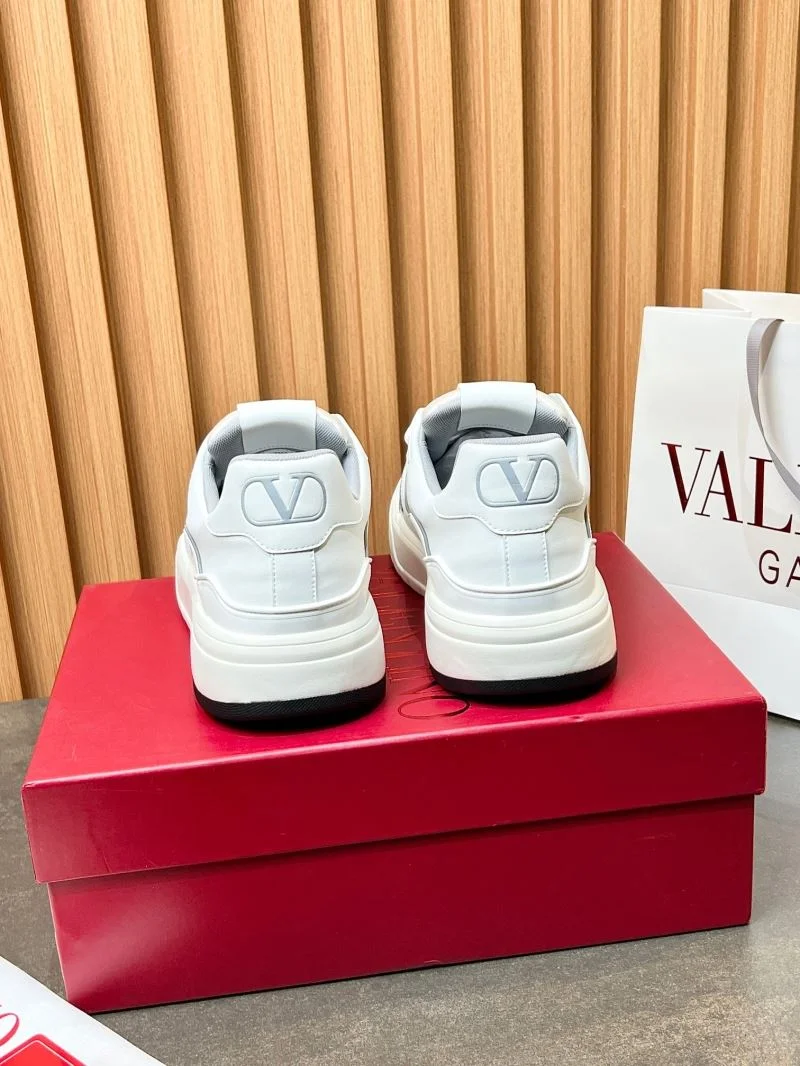 Valentino Low Shoes Classic 35835