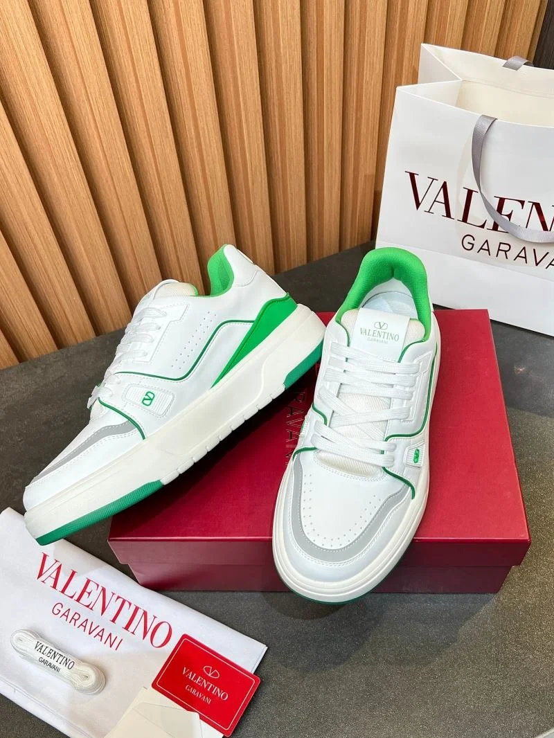 WaterResistant Valentino Low Shoes 35833