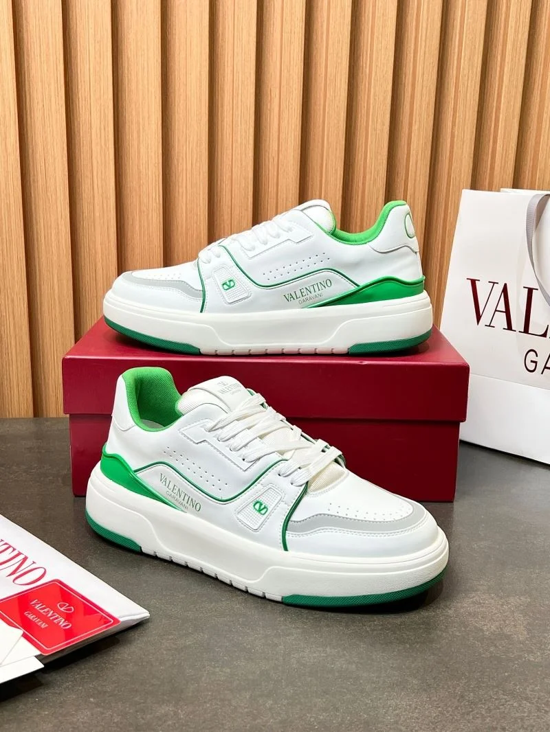 WaterResistant Valentino Low Shoes 35833