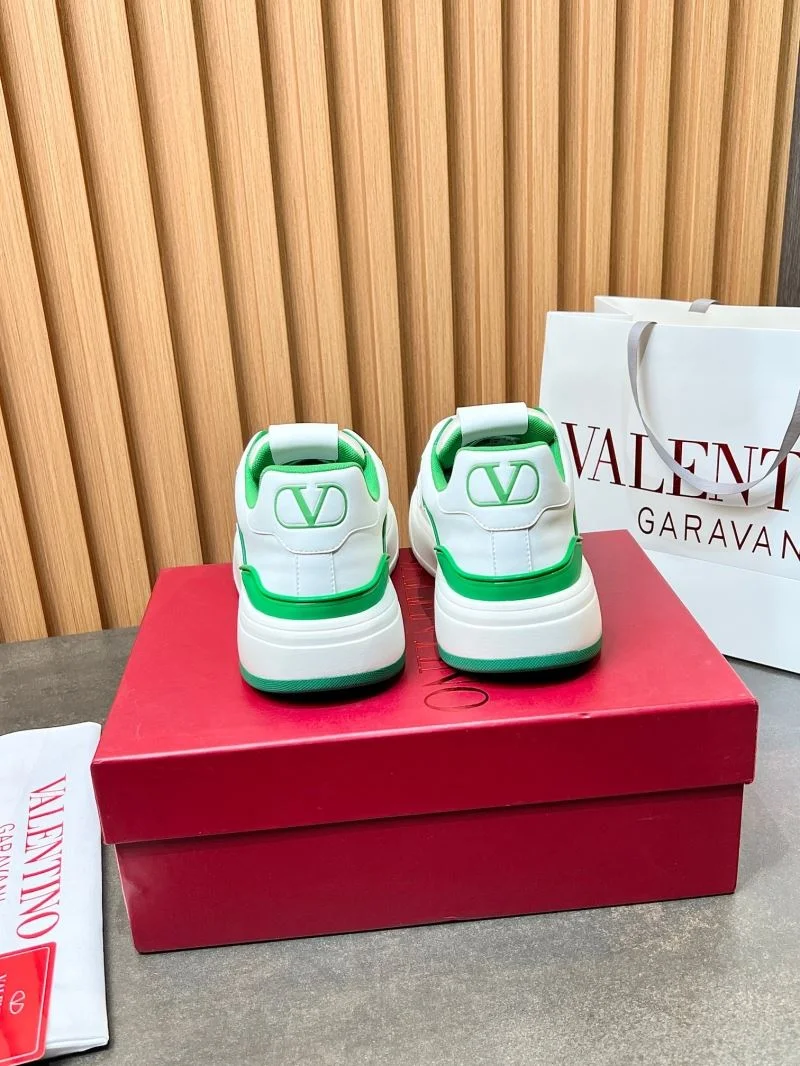WaterResistant Valentino Low Shoes 35833