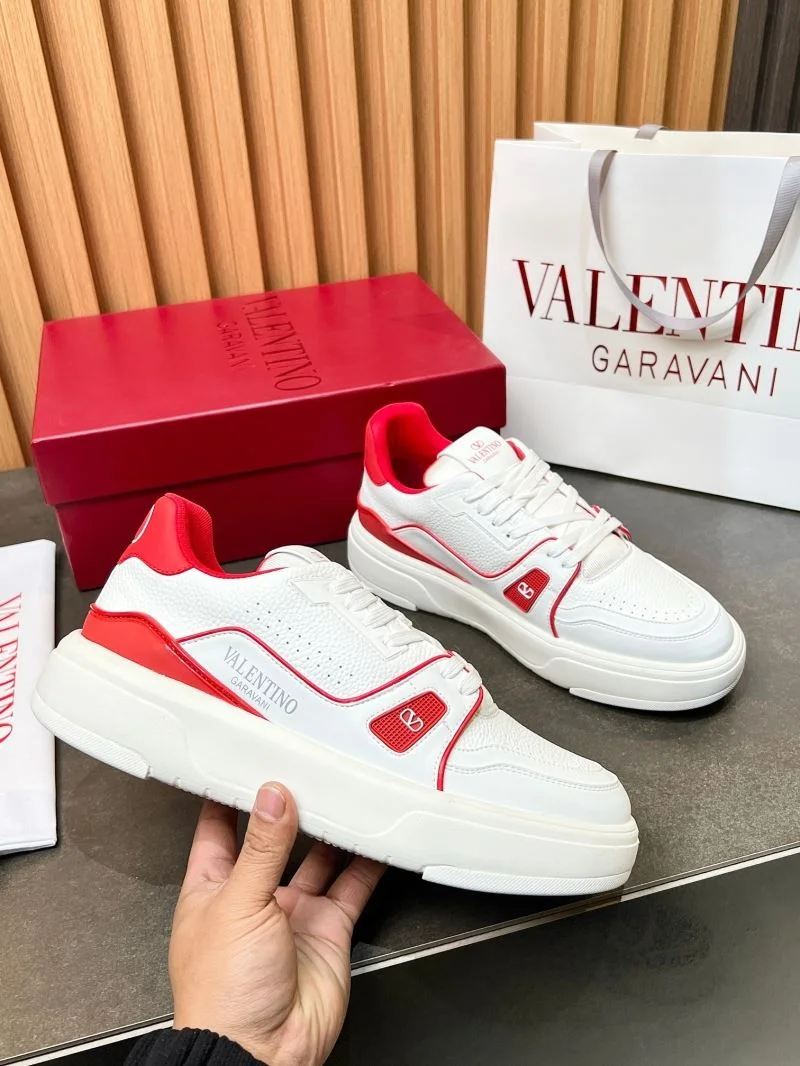 Fashionable Valentino Low Shoes 35834