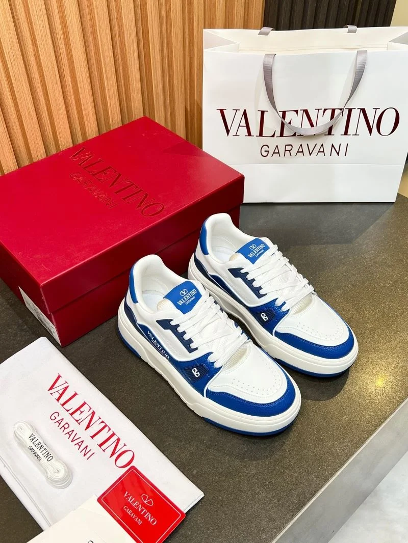Vibrant Valentino Low Shoes 35832