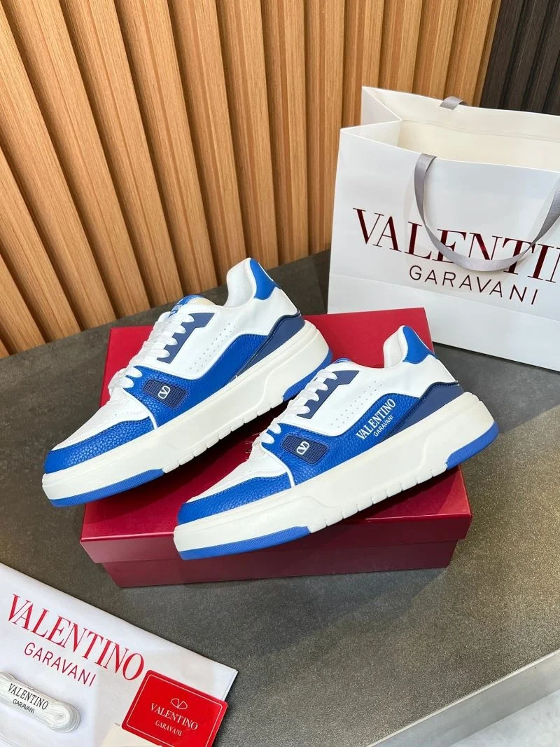 Vibrant Valentino Low Shoes 35832