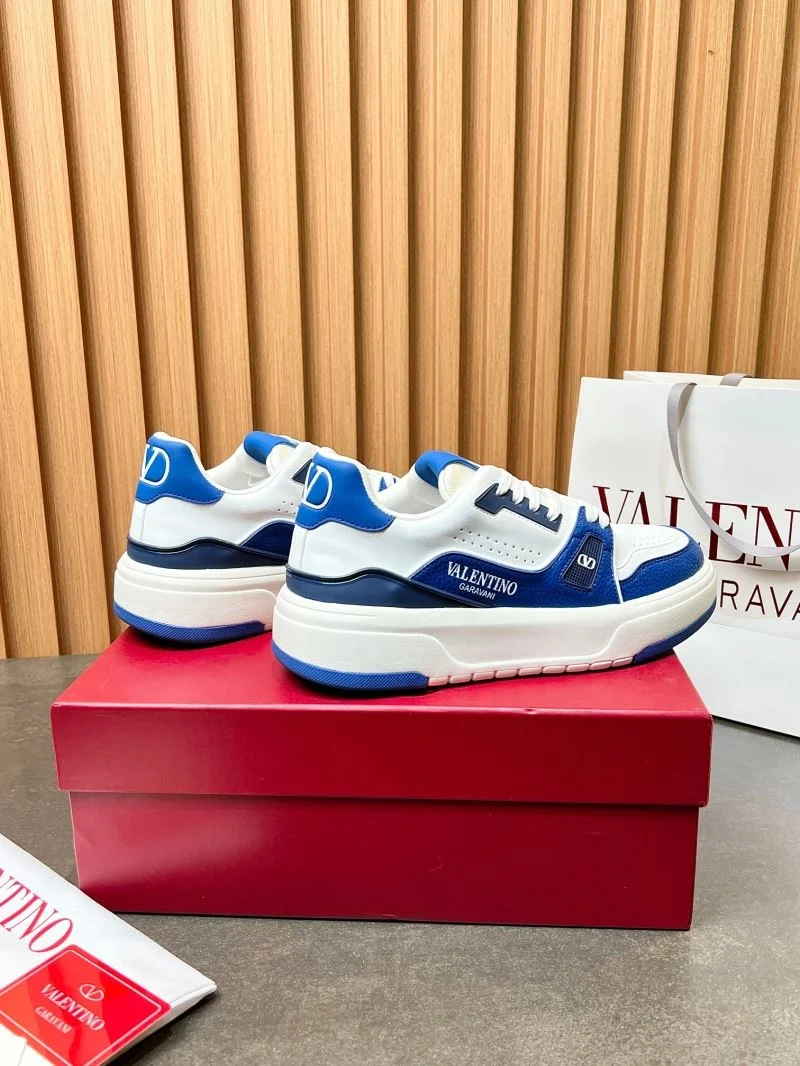 Vibrant Valentino Low Shoes 35832