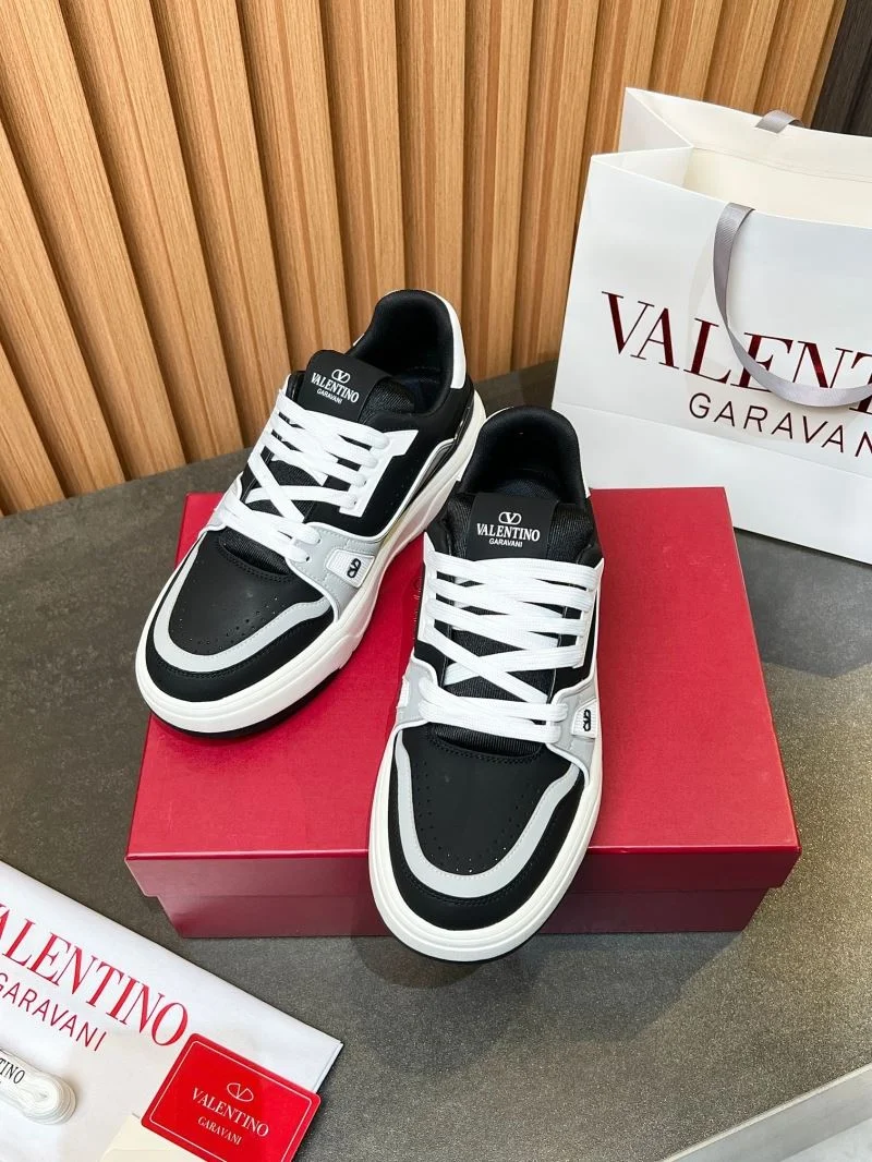 Valentino Low Shoes Packable 35824