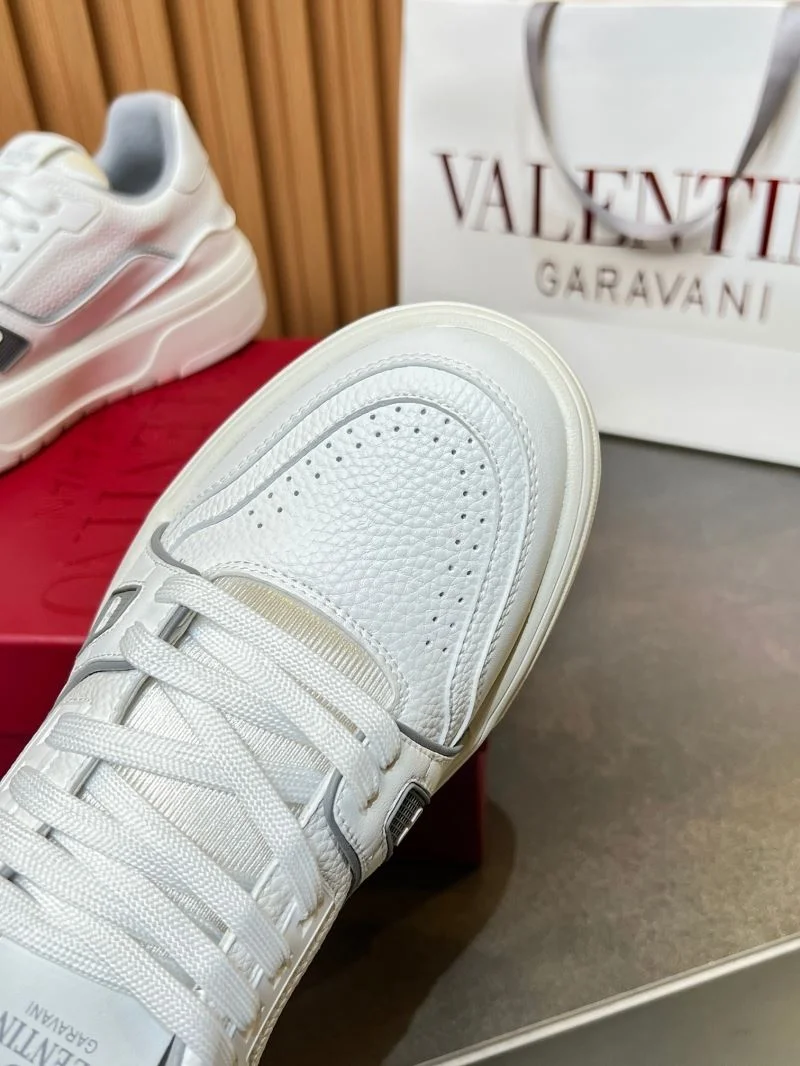 Valentino Low Shoes RelaxedFit 35825