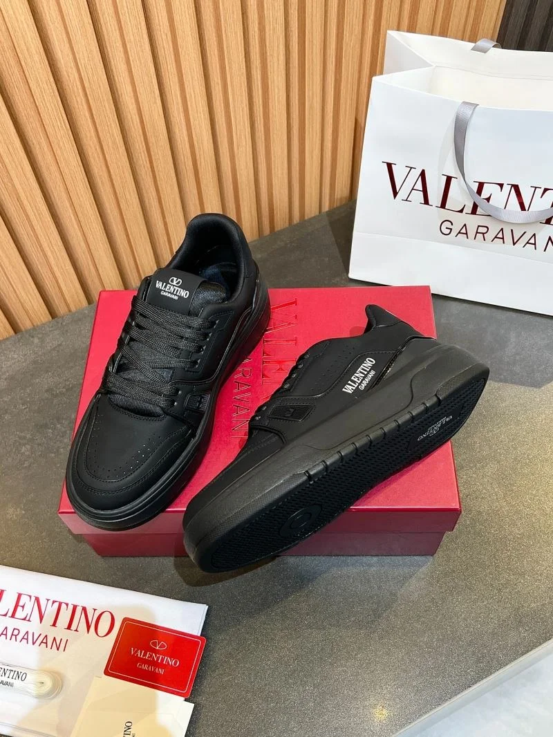 OdorResistant Valentino Low Shoes 35830