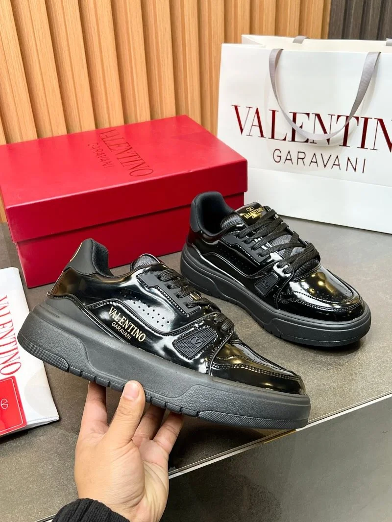 Valentino Low Shoes RelaxedFit 35827