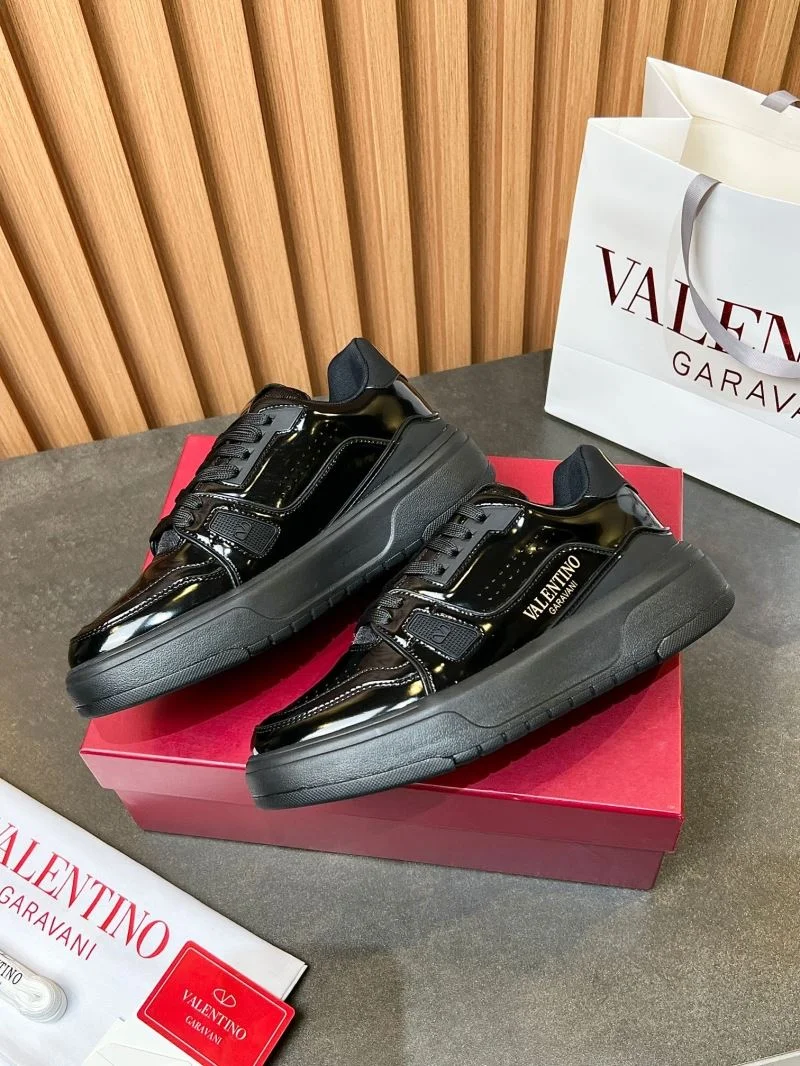 Valentino Low Shoes RelaxedFit 35827
