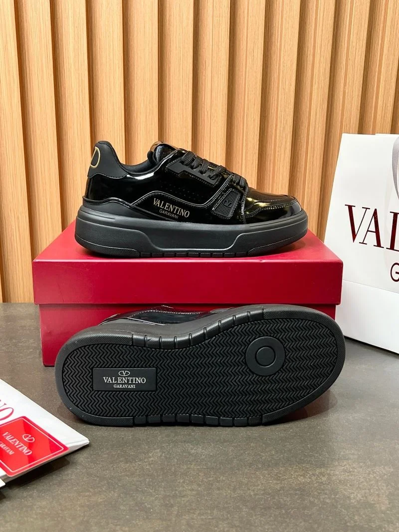 Valentino Low Shoes RelaxedFit 35827