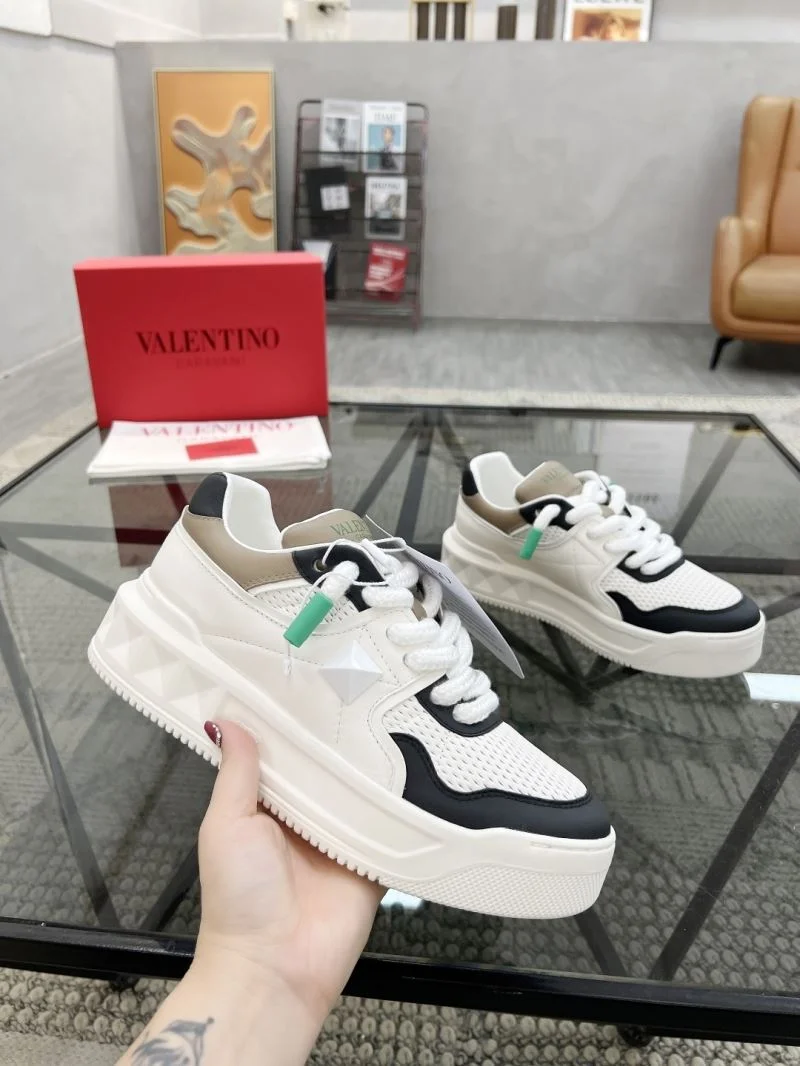 SoftTouch Valentino Low Shoes 35819