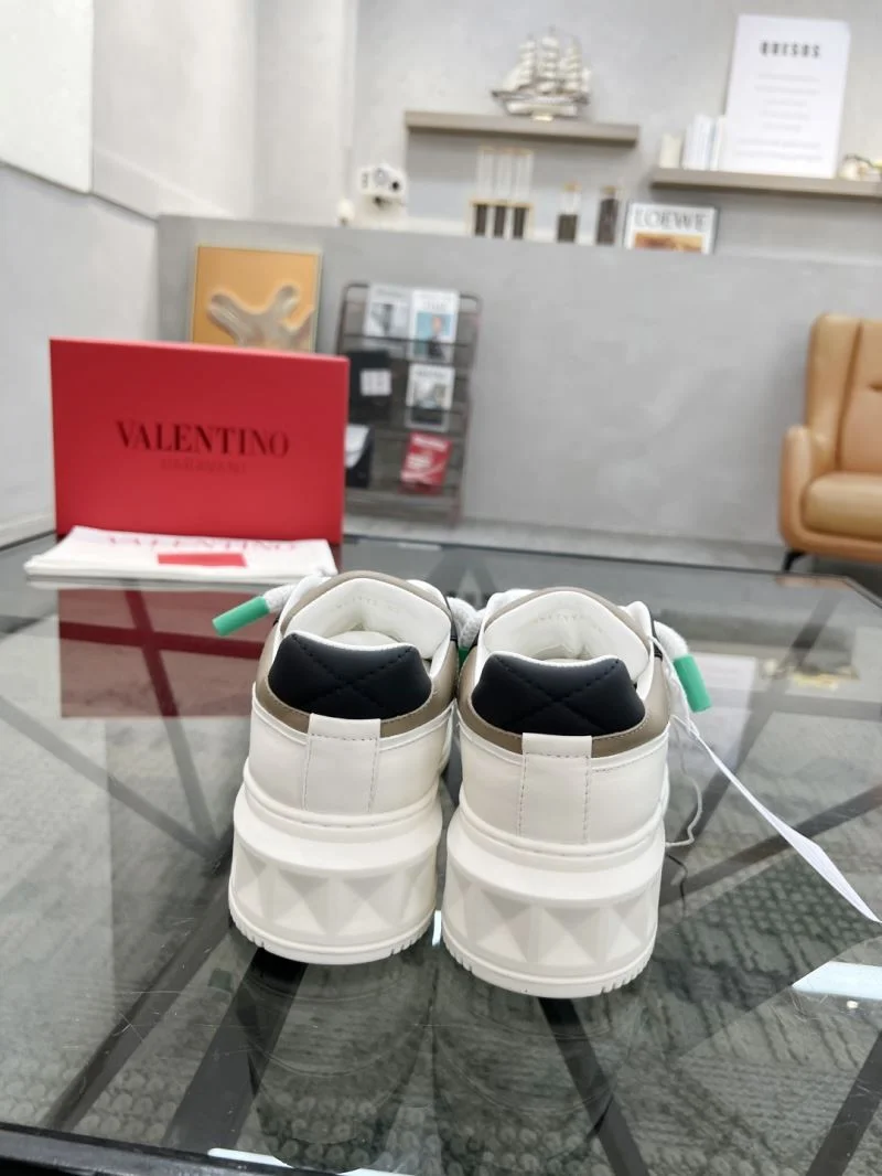 SoftTouch Valentino Low Shoes 35819