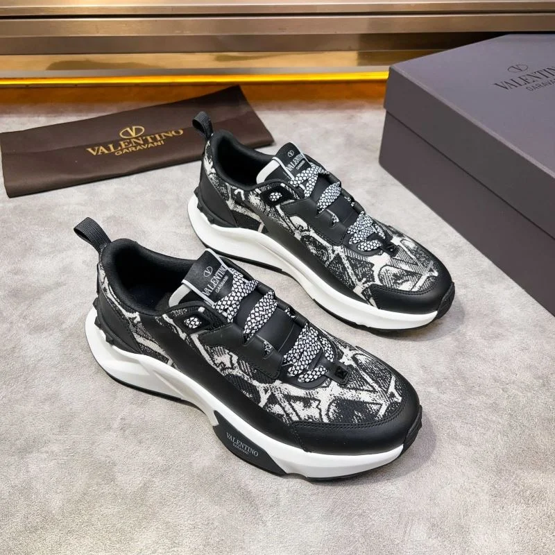 Valentino Low Shoes TimelessDesign 35820