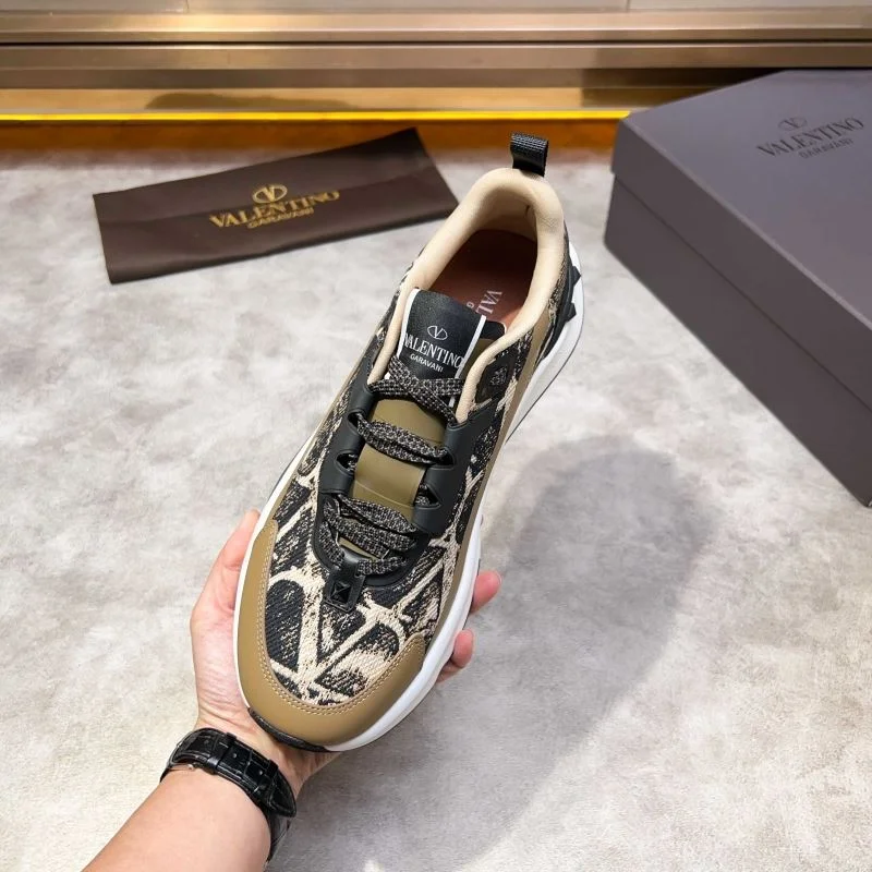 OdorResistant Valentino Low Shoes 35822