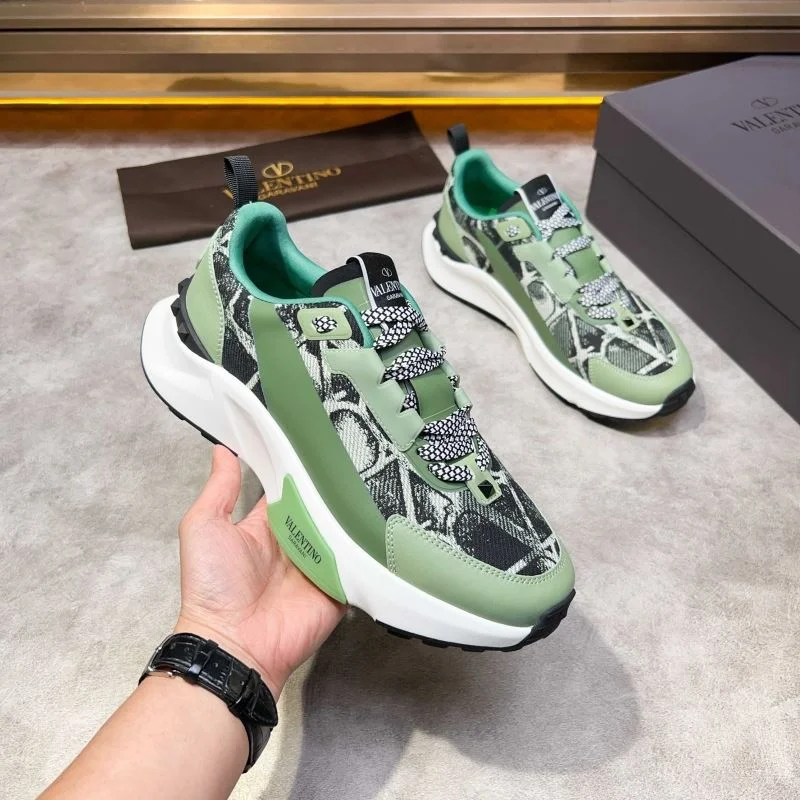 Valentino Low Shoes SmoothTexture 35814