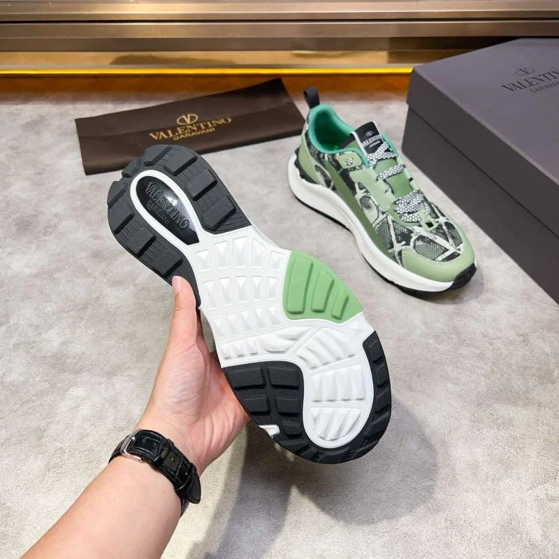 Valentino Low Shoes SmoothTexture 35814