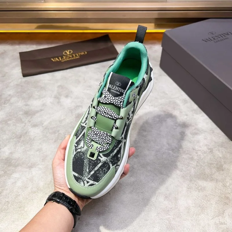 Valentino Low Shoes SmoothTexture 35814