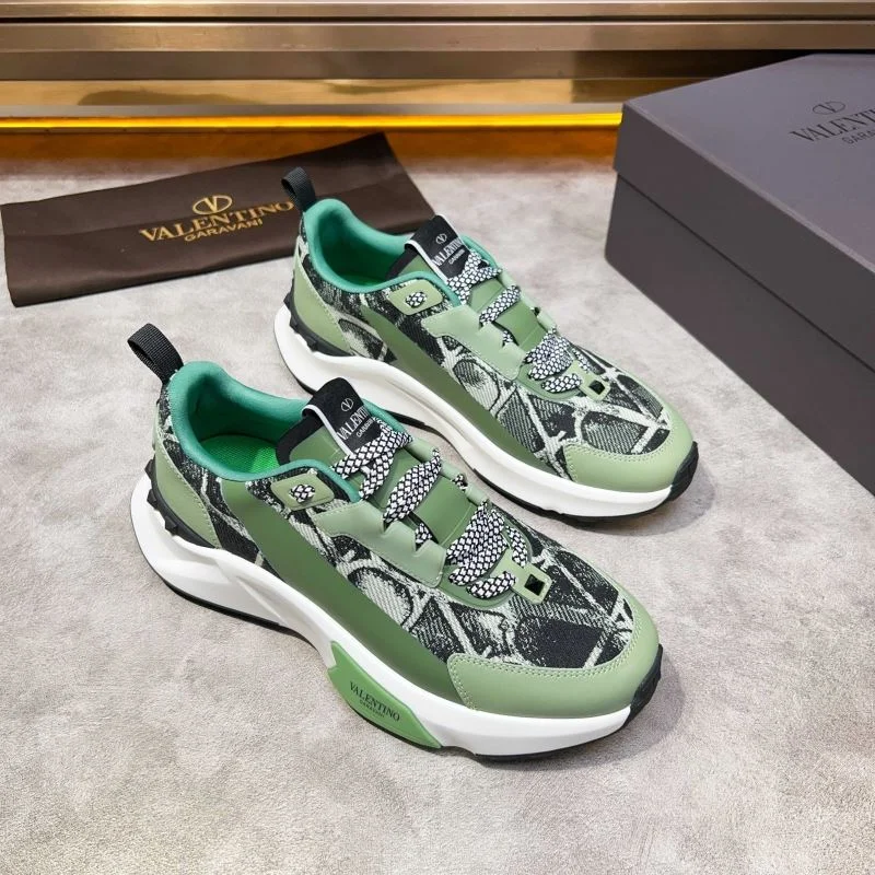 Valentino Low Shoes SmoothTexture 35814