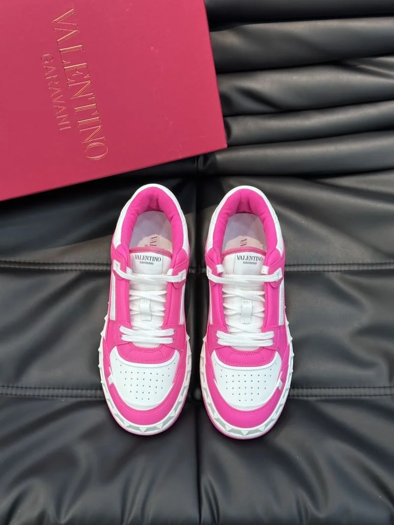 Fashionable Valentino Low Shoes 35817