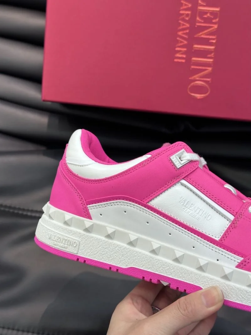 Fashionable Valentino Low Shoes 35817