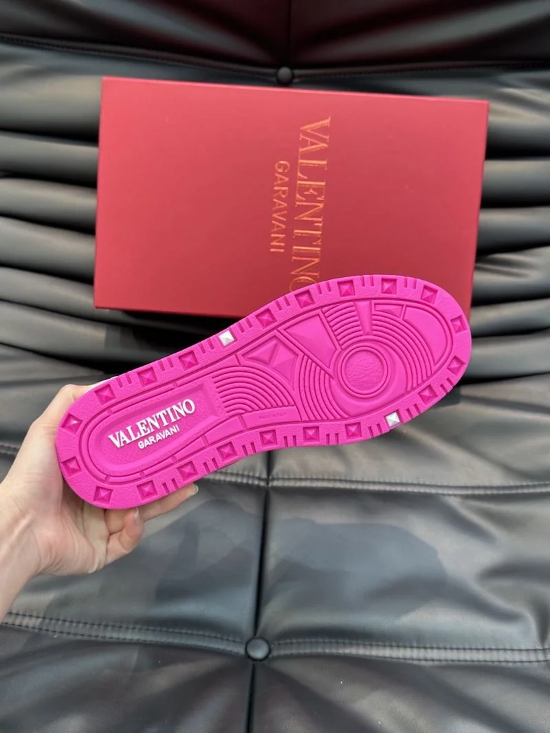 Fashionable Valentino Low Shoes 35817