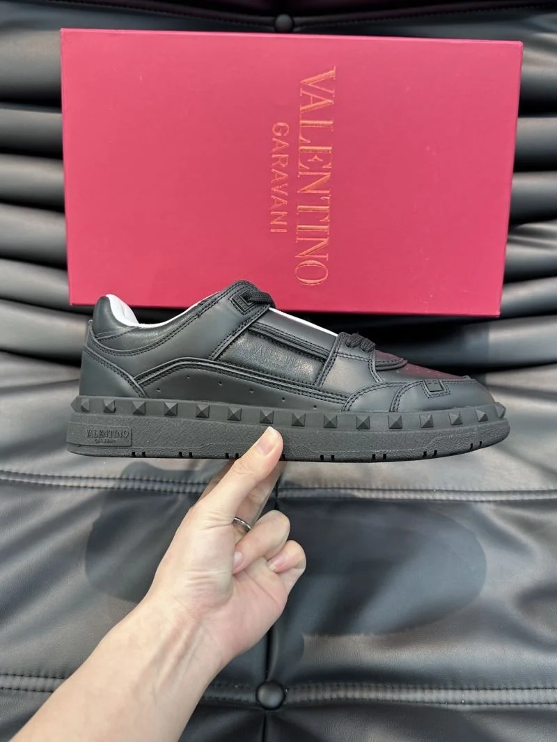 OdorResistant Valentino Low Shoes 35808