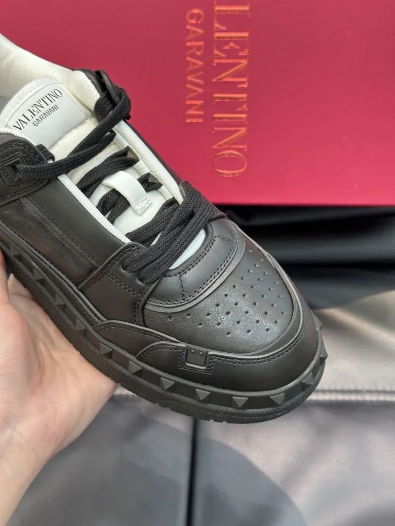 OdorResistant Valentino Low Shoes 35808