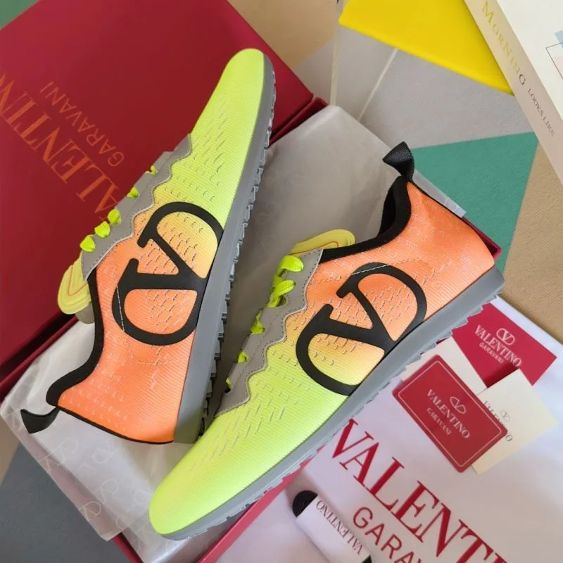 Neat Valentino Low Shoes 36281