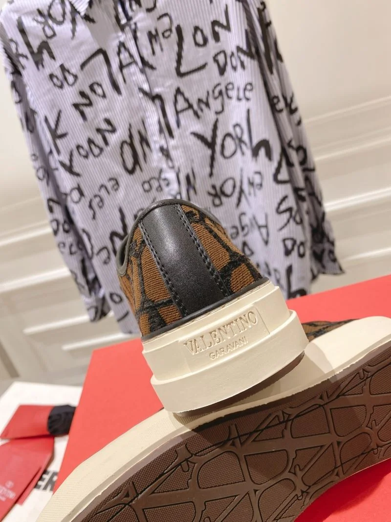 Valentino Low Shoes FashionForward 36278
