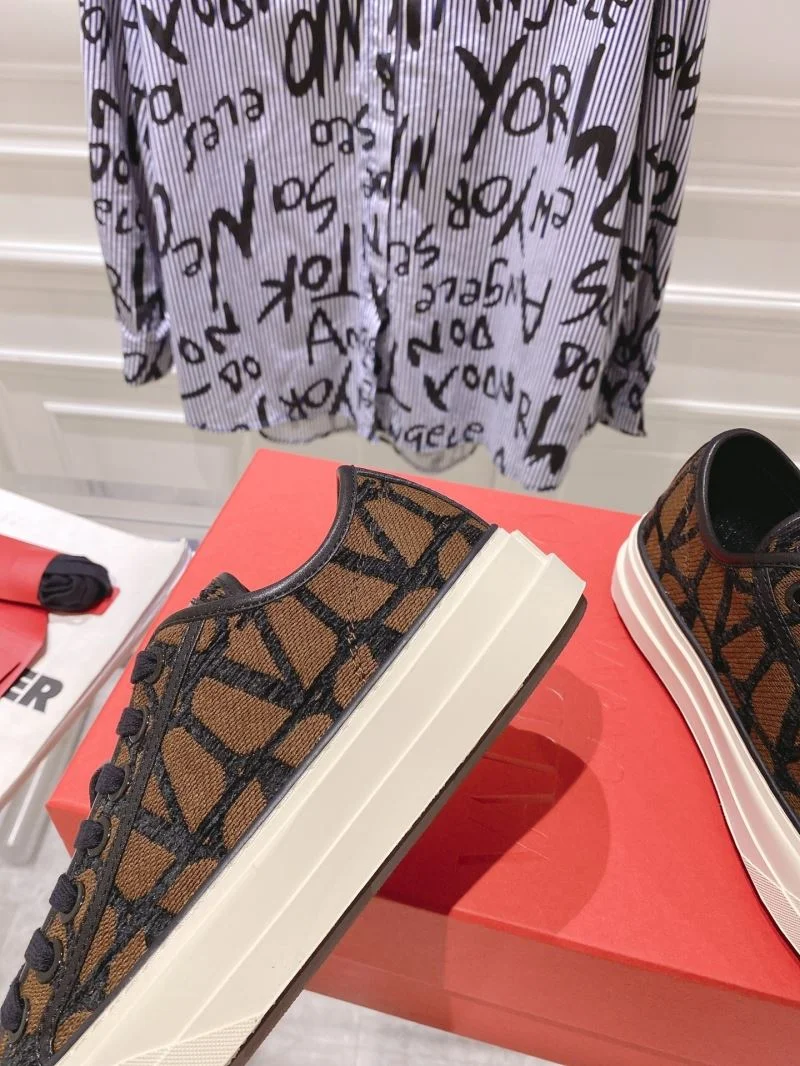 Valentino Low Shoes FashionForward 36278