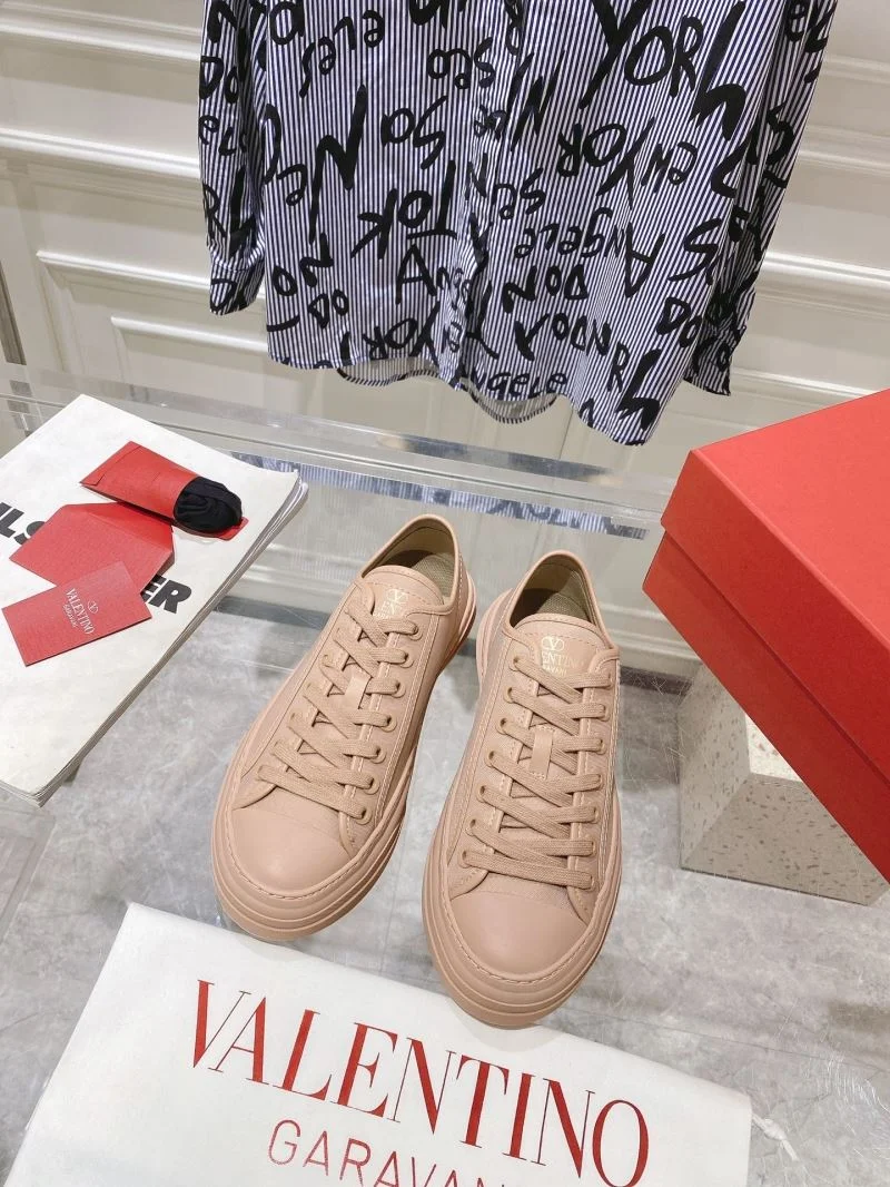 Valentino Low Shoes GoodFit 36270