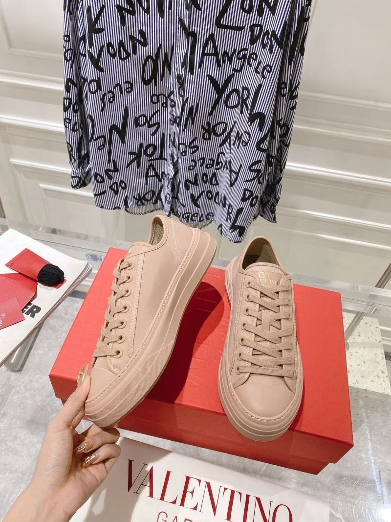 Valentino Low Shoes GoodFit 36270