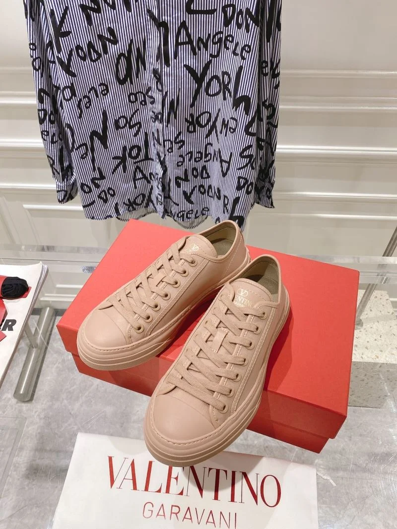 Valentino Low Shoes GoodFit 36270