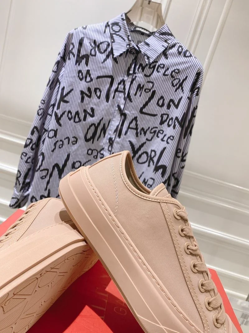 Valentino Low Shoes GoodFit 36270