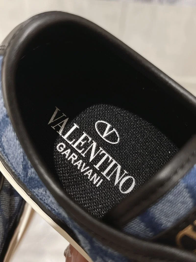 Efficient Valentino Low Shoes 36277