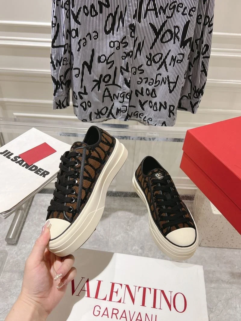 ZipUp Valentino Low Shoes 36264